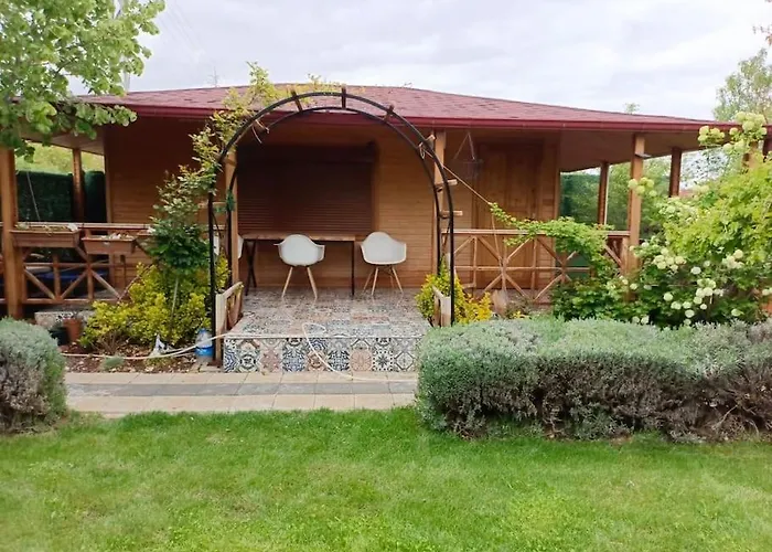 公寓 Silenos Stone House